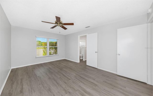 9220 40TH STREET N, Pinellas Park, FL 33782