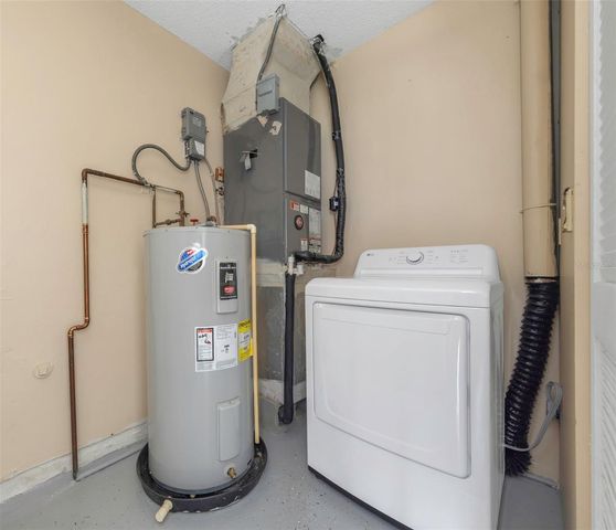 9220 40TH STREET N, Pinellas Park, FL 33782