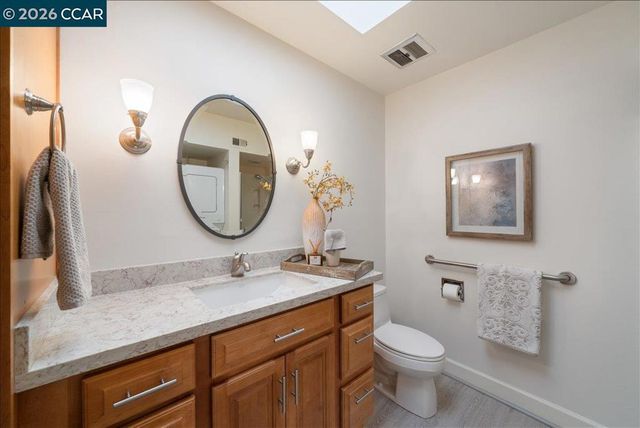 1732 Oakmont Dr 9, Walnut Creek, CA 94595