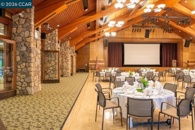 1732 Oakmont Dr 9, Walnut Creek, CA 94595