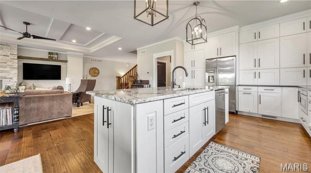 3904 Stone Hollow Lane, Edwardsville, IL 62025