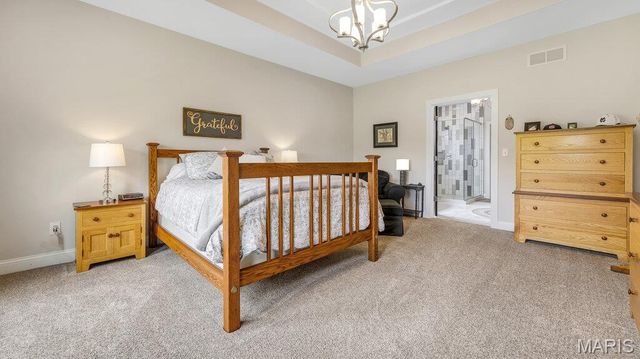 3904 Stone Hollow Lane, Edwardsville, IL 62025