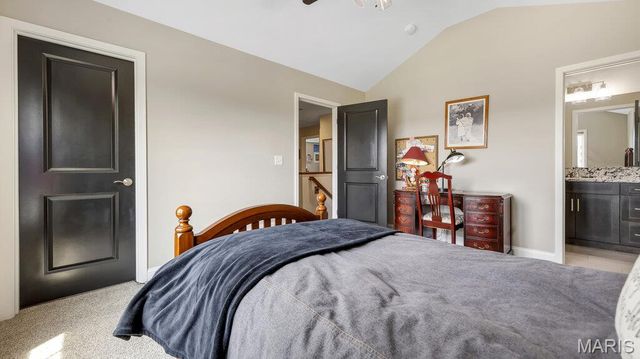3904 Stone Hollow Lane, Edwardsville, IL 62025
