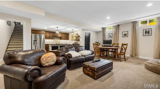 3904 Stone Hollow Lane, Edwardsville, IL 62025