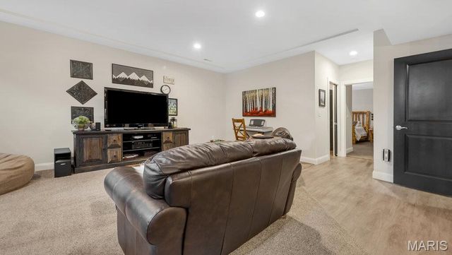 3904 Stone Hollow Lane, Edwardsville, IL 62025