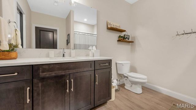 3904 Stone Hollow Lane, Edwardsville, IL 62025
