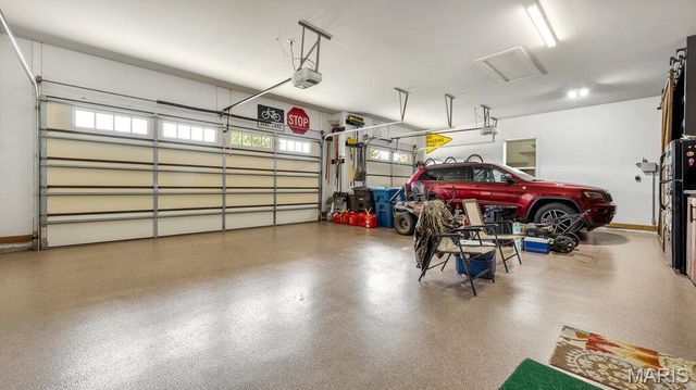 3904 Stone Hollow Lane, Edwardsville, IL 62025