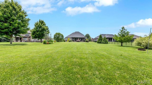 3904 Stone Hollow Lane, Edwardsville, IL 62025