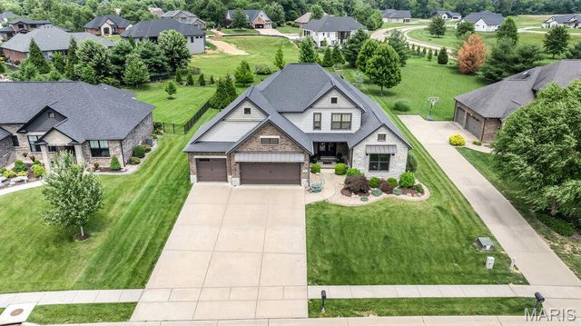 3904 Stone Hollow Lane, Edwardsville, IL 62025