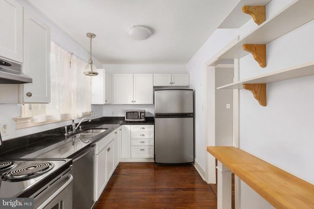 504 HAWKE ST, Fredericksburg, VA 22401