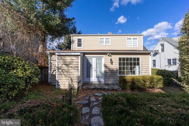 504 HAWKE ST, Fredericksburg, VA 22401