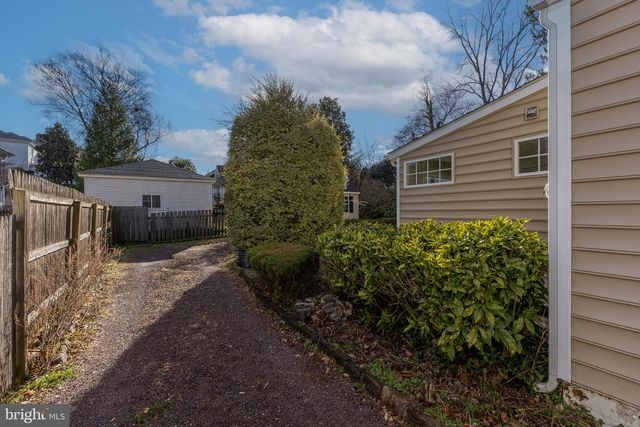 504 HAWKE ST, Fredericksburg, VA 22401