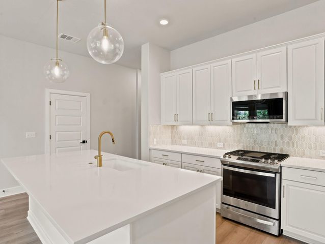 610 Terrier TRL, Austin, TX 78745