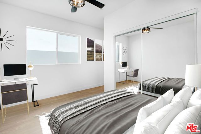 5926 S Hoover Street, Los Angeles, CA 90044