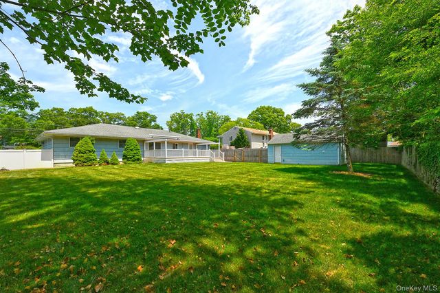 456 Old Farmingdale Road, West Babylon, NY 11704