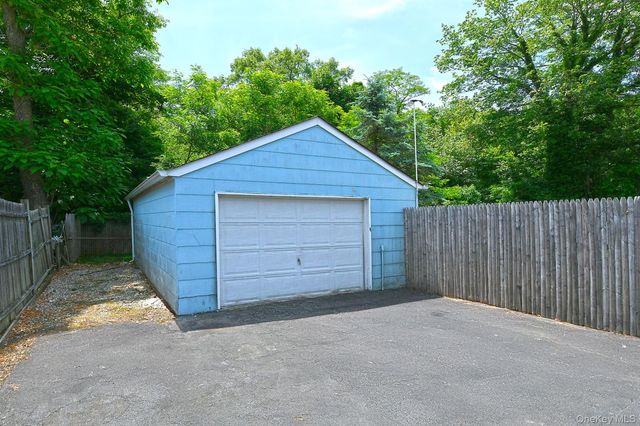 456 Old Farmingdale Road, West Babylon, NY 11704