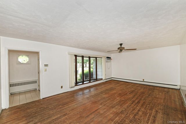 456 Old Farmingdale Road, West Babylon, NY 11704