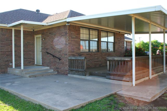 1750 Mt Washington Road, Ardmore, OK 73401