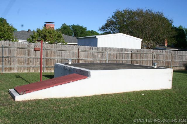 1750 Mt Washington Road, Ardmore, OK 73401