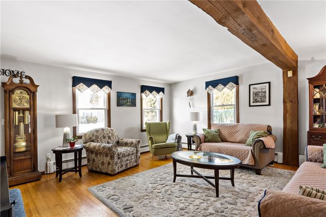 33 Detroit Avenue, Warren, RI 02885