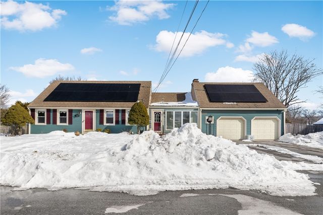 33 Detroit Avenue, Warren, RI 02885