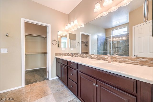 3709 Corte Bella Hills Avenue, North Las Vegas, NV 89081