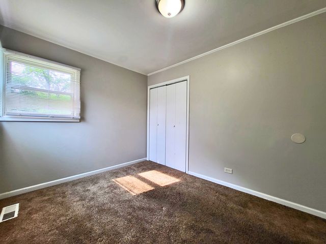 304 Shawnee Street, Park Forest, IL 60466