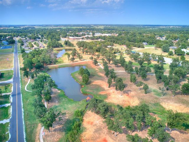 16 Sue Lane, Mcloud, OK 74851