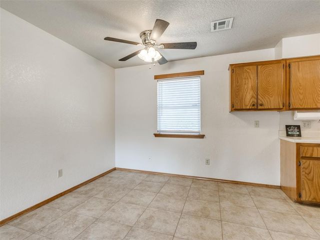 16 Sue Lane, Mcloud, OK 74851