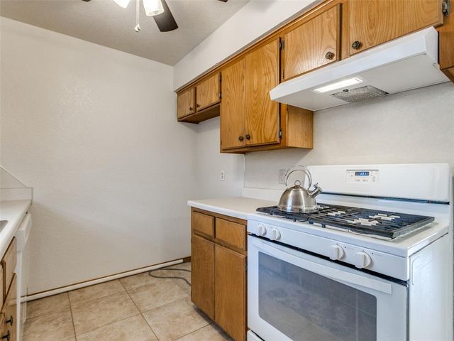 16 Sue Lane, Mcloud, OK 74851