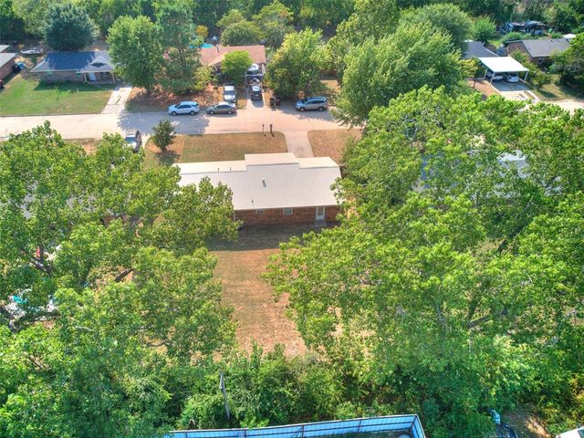 16 Sue Lane, Mcloud, OK 74851
