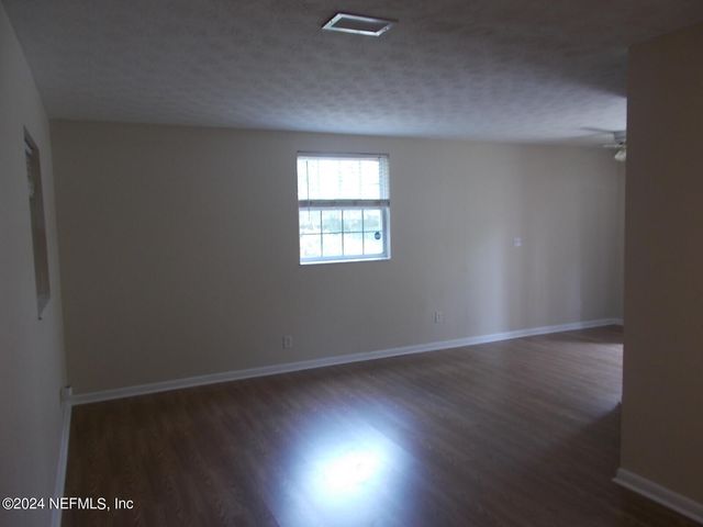 5730 CRUZ Road, Jacksonville, FL 32207