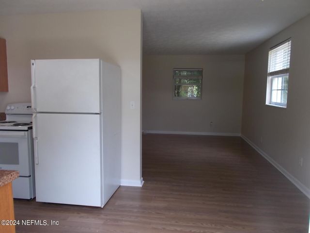 5730 CRUZ Road, Jacksonville, FL 32207