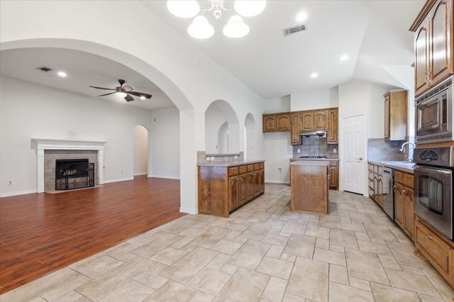 1021 Hyannis Street, Plano, TX 75094