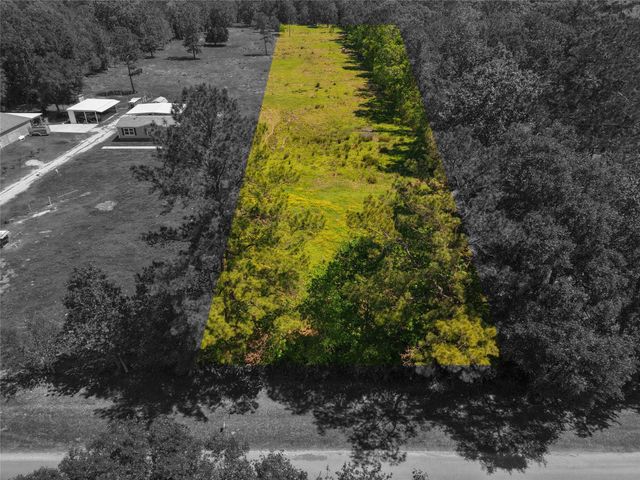 1013 County Road 2050, Hull, TX 77564