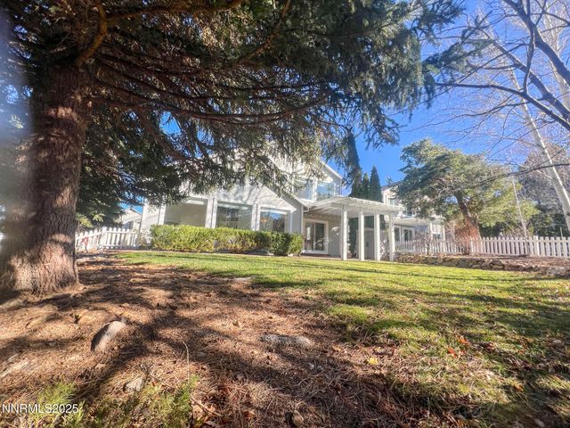 3678 Brighton Way, Reno, NV 89509