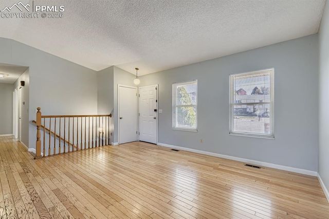 6040 Eagles Nest Court, Colorado Springs, CO 80918