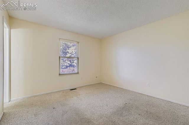 6040 Eagles Nest Court, Colorado Springs, CO 80918