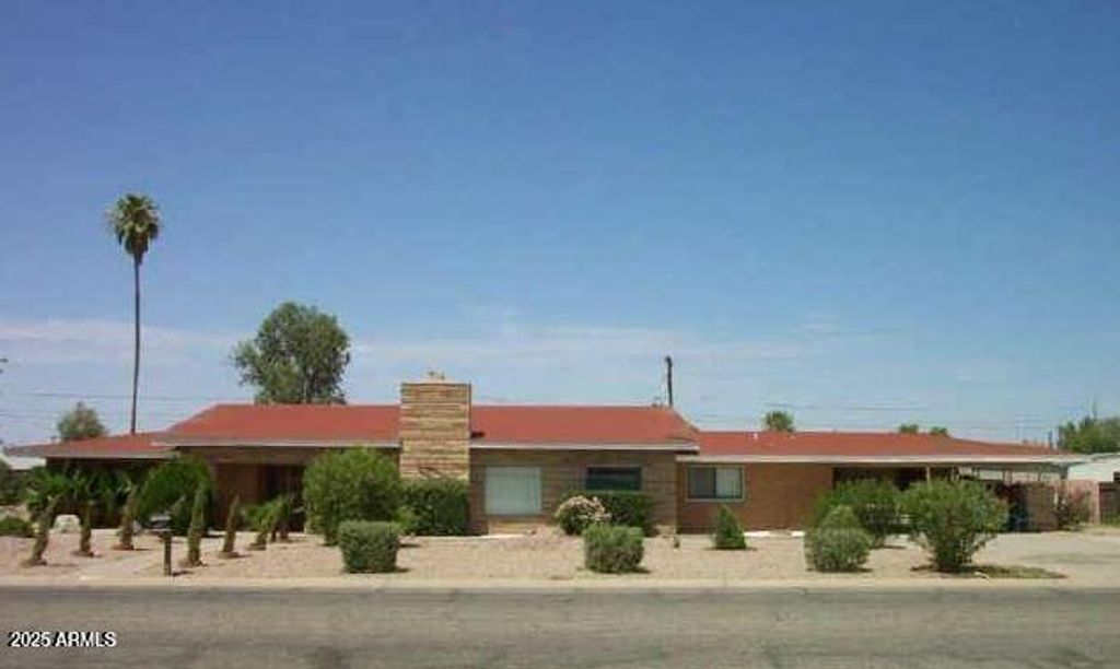 1300 N Assisted Living On Park Avenue, Casa Grande, AZ 85122 — exterior