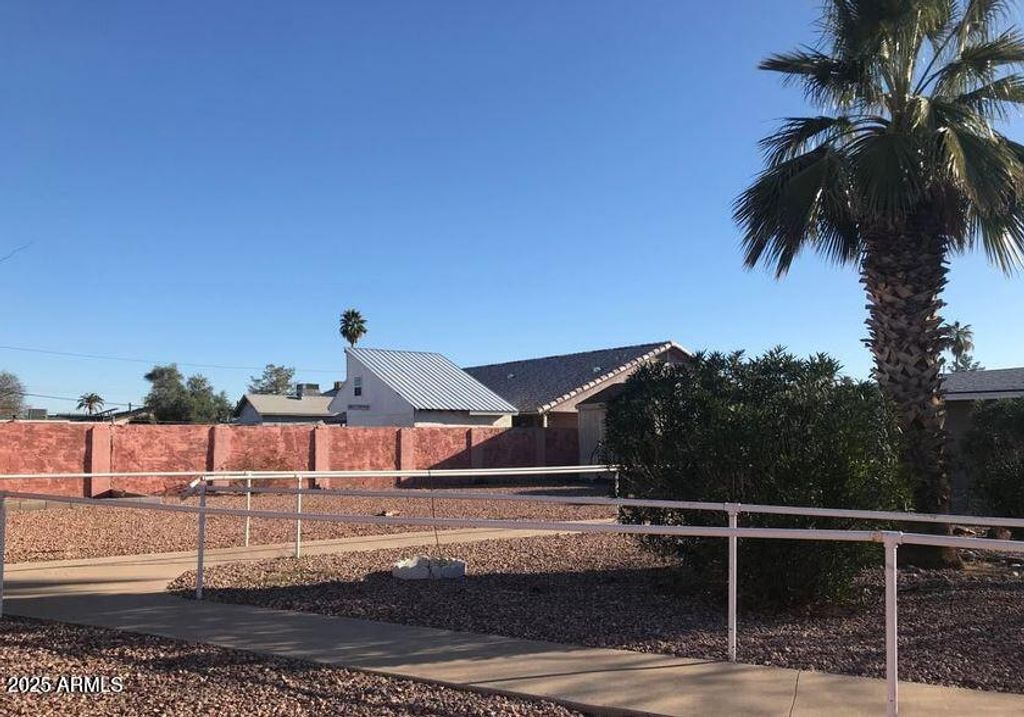 1300 N Assisted Living On Park Avenue, Casa Grande, AZ 85122 — photo 3
