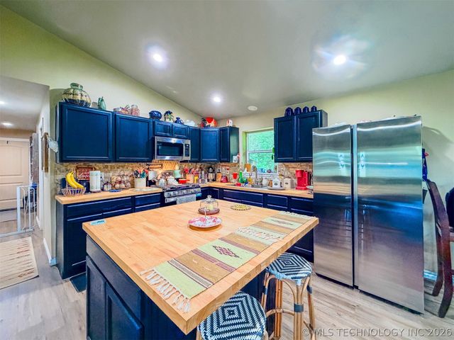 96486 S 4450 Road, Gore, OK 74435