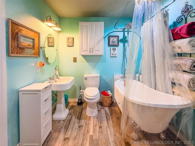 96486 S 4450 Road, Gore, OK 74435