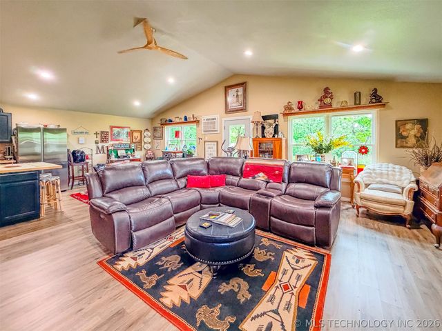 96486 S 4450 Road, Gore, OK 74435