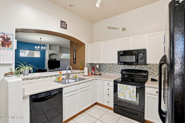 584 E Painted Pueblo Drive, Vail, AZ 85641