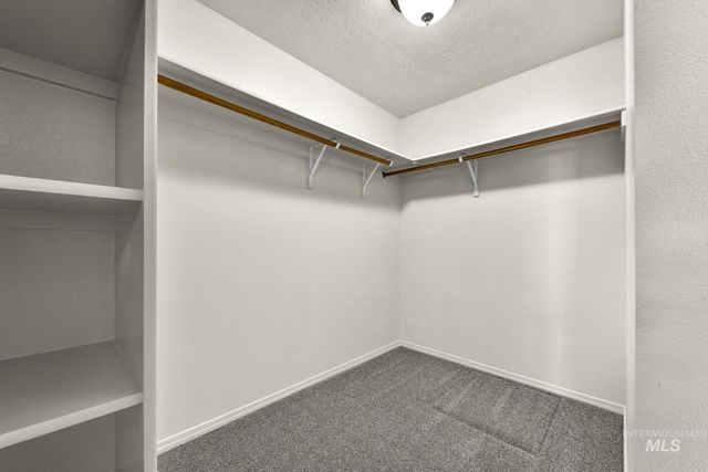 3709 S High Springs St, Nampa, ID 83686