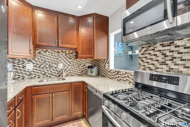223 Front Street B, New Haven, CT 06513