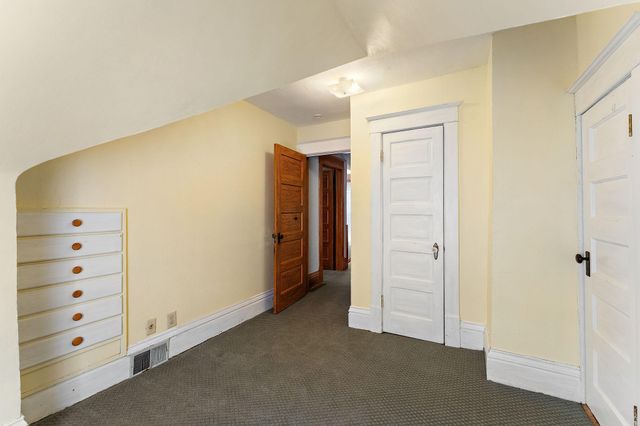 162 Mcboal Street, Saint Paul, MN 55102