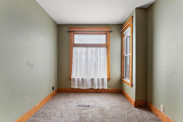 162 Mcboal Street, Saint Paul, MN 55102