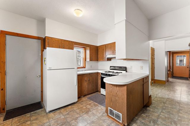 162 Mcboal Street, Saint Paul, MN 55102