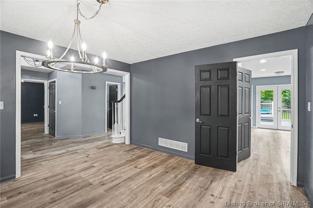 8104 Hidden River Trace, Charlestown, IN 47111